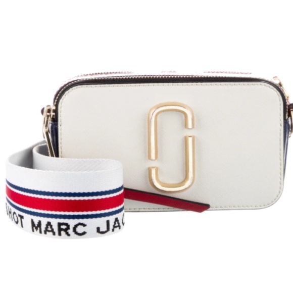 REDUCED NEW MARC JACOBS SAFFIANO SNAPSHOT LEATHER CROSSBODY CAMERA BAG
